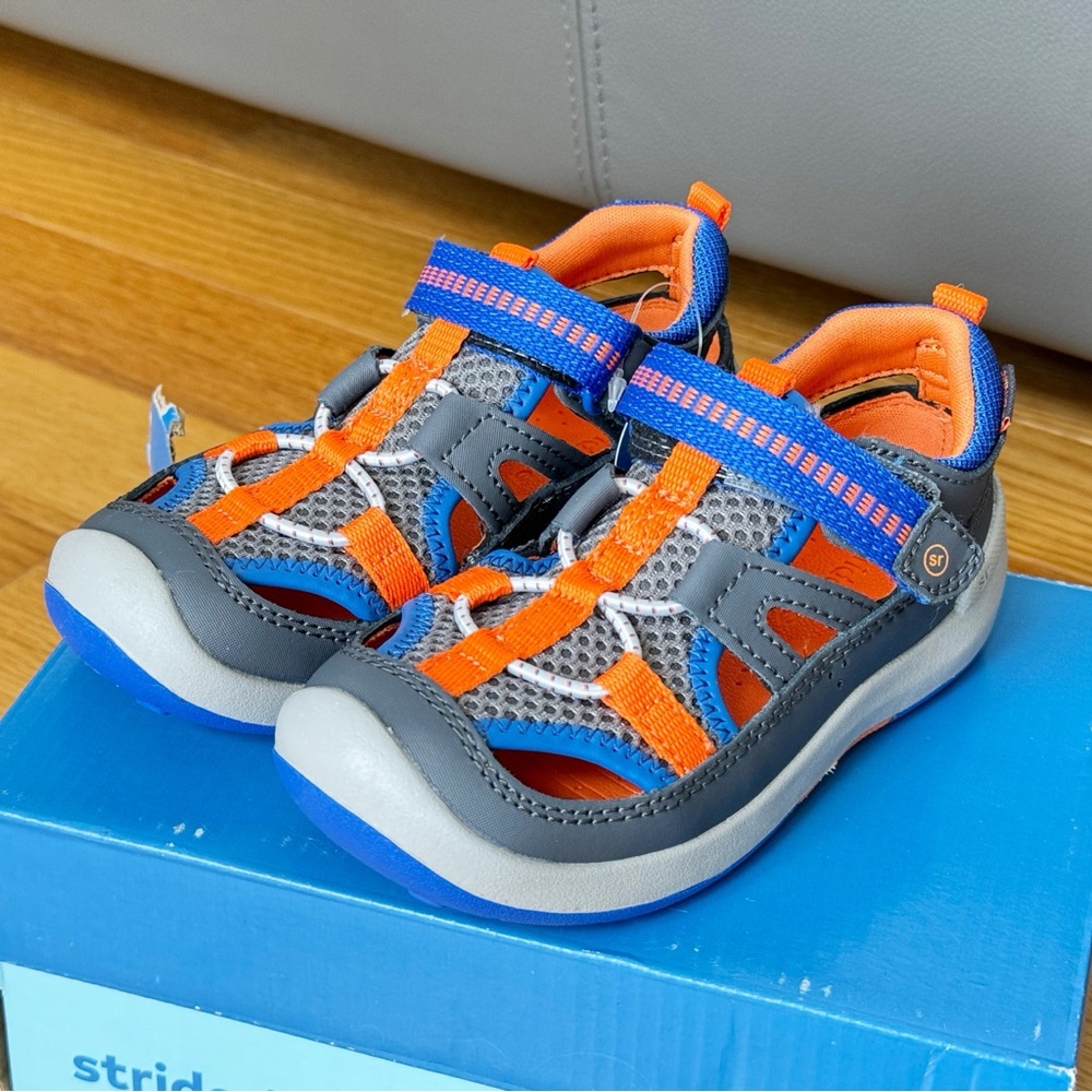 NWT Stride Rite Wade Sneaker Sandal